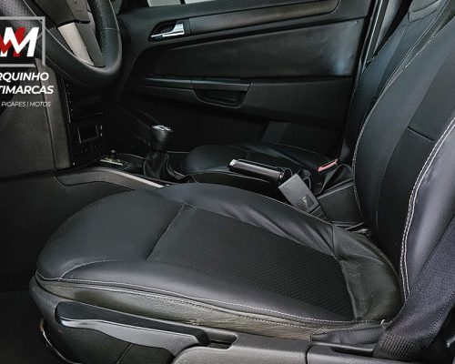 VECTRA-HATCH-PRATA-12