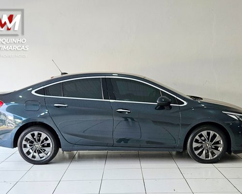 cruze-sedan-azul-04